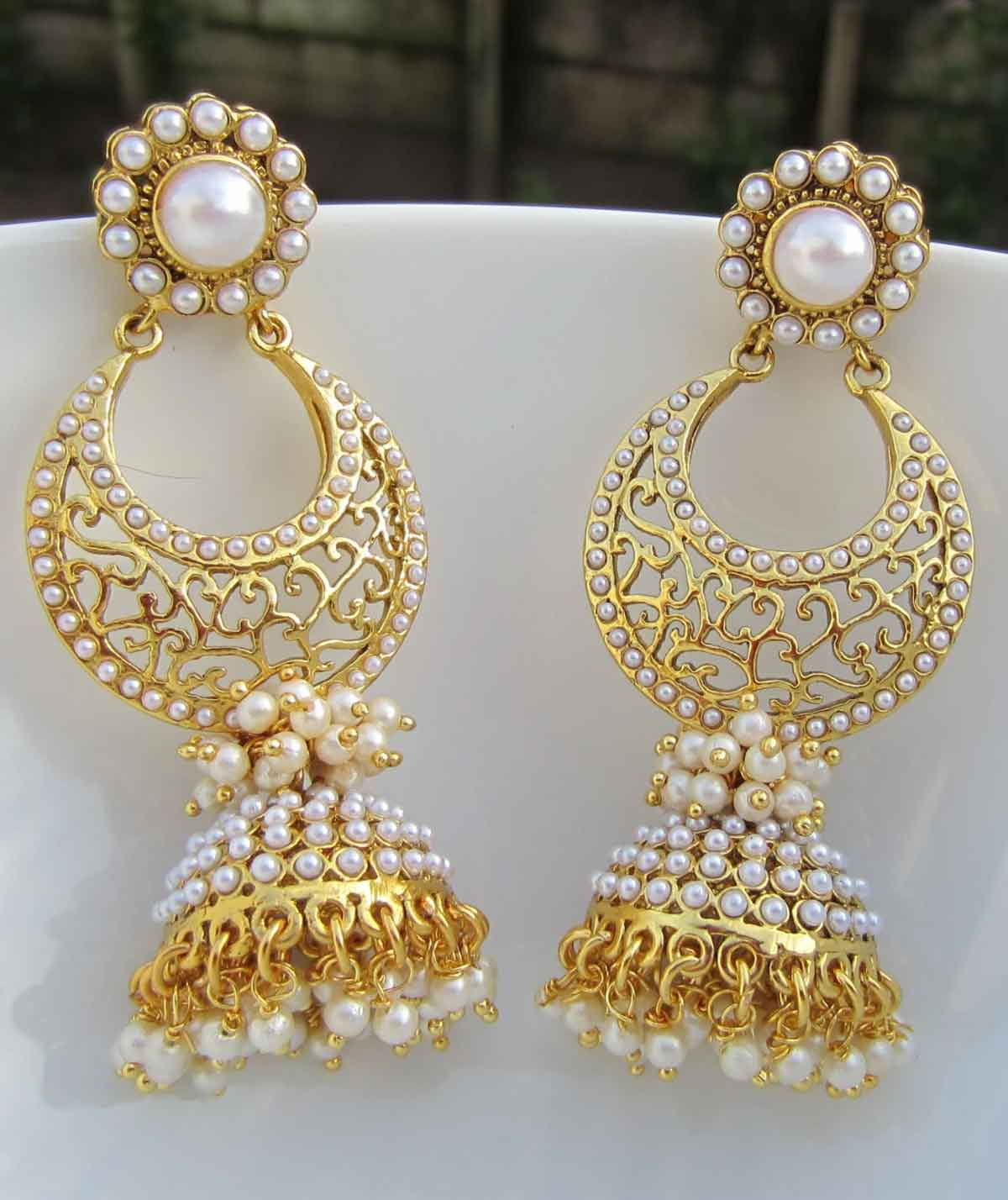 All That You Should Know Before you Purchase the Jhumka Earrings