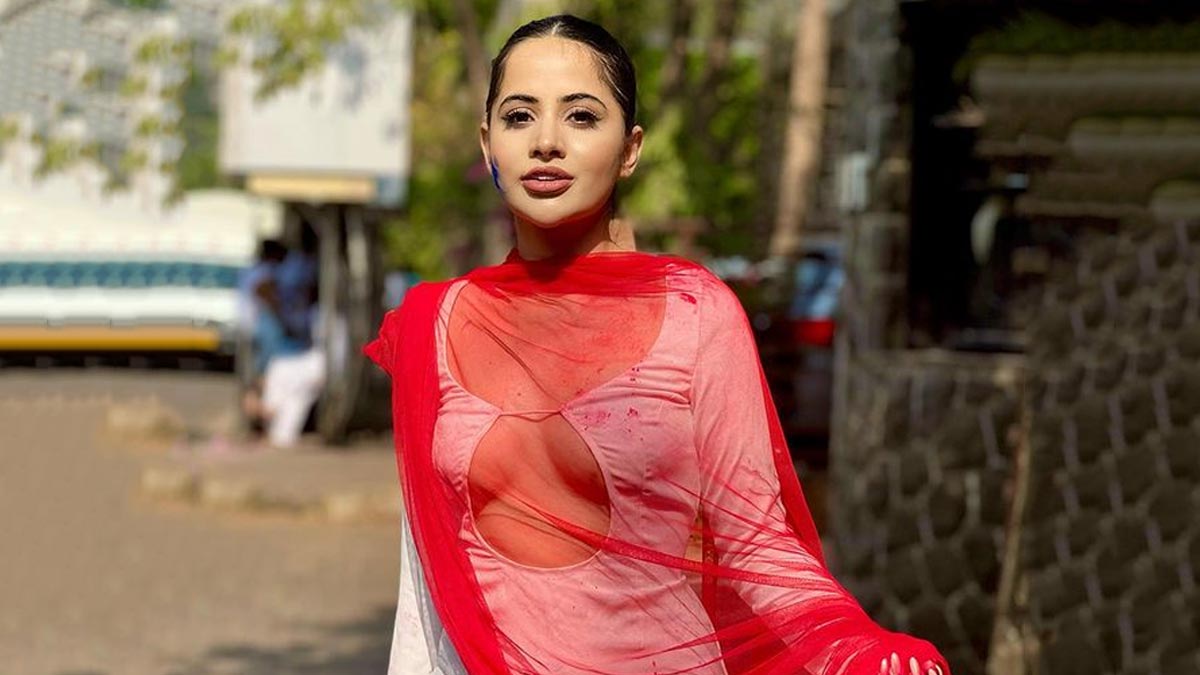 Exclusive! Urfi Javed on her bizarre fashion sense: If people get provoked  by a dress, then there is a problem there... they need help! | The Times of  India
