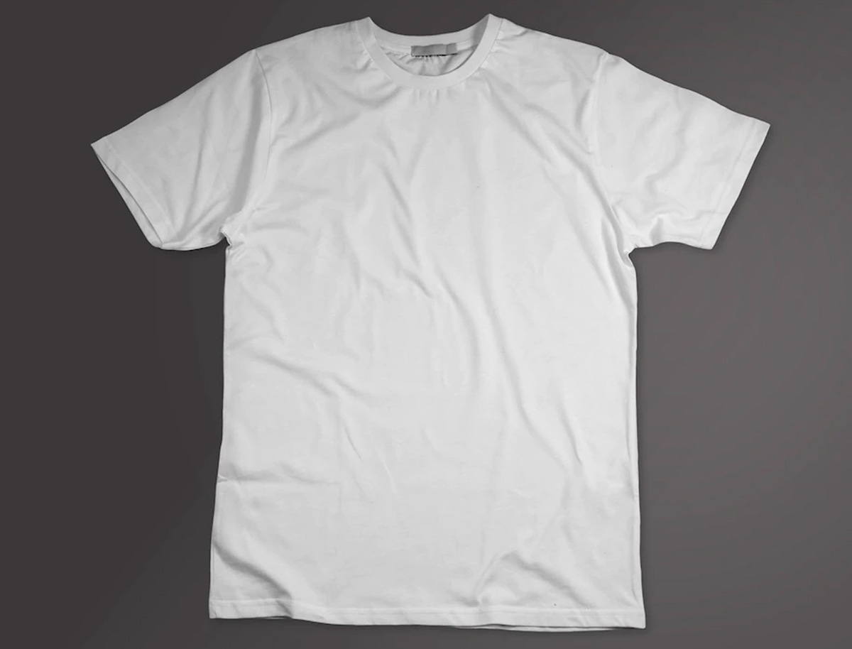 कपड़ों को ज्यादा व्हाइट रखने के लिए ब्लीच cleaning white clothes with bleach