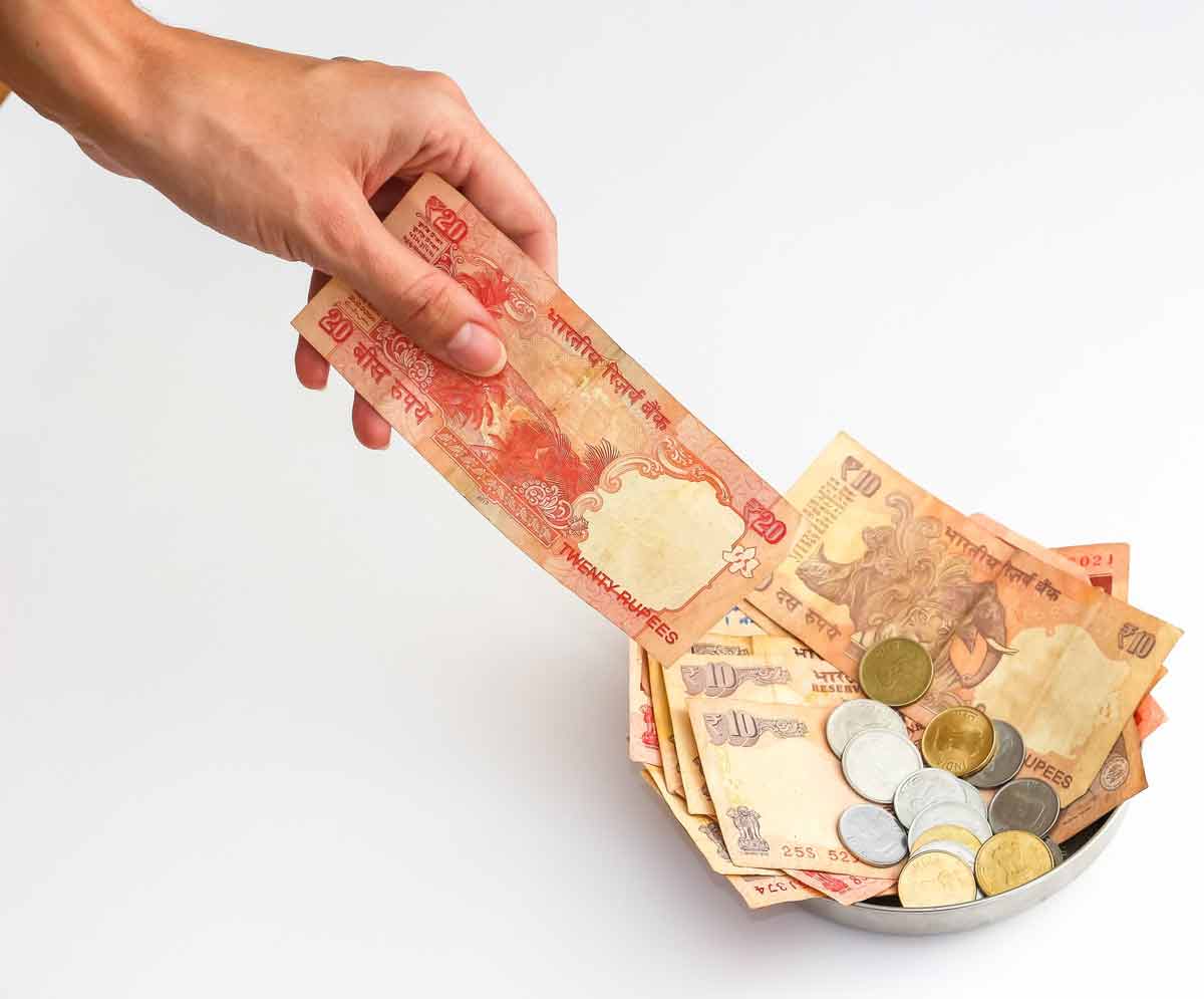 do not donate money on thurday