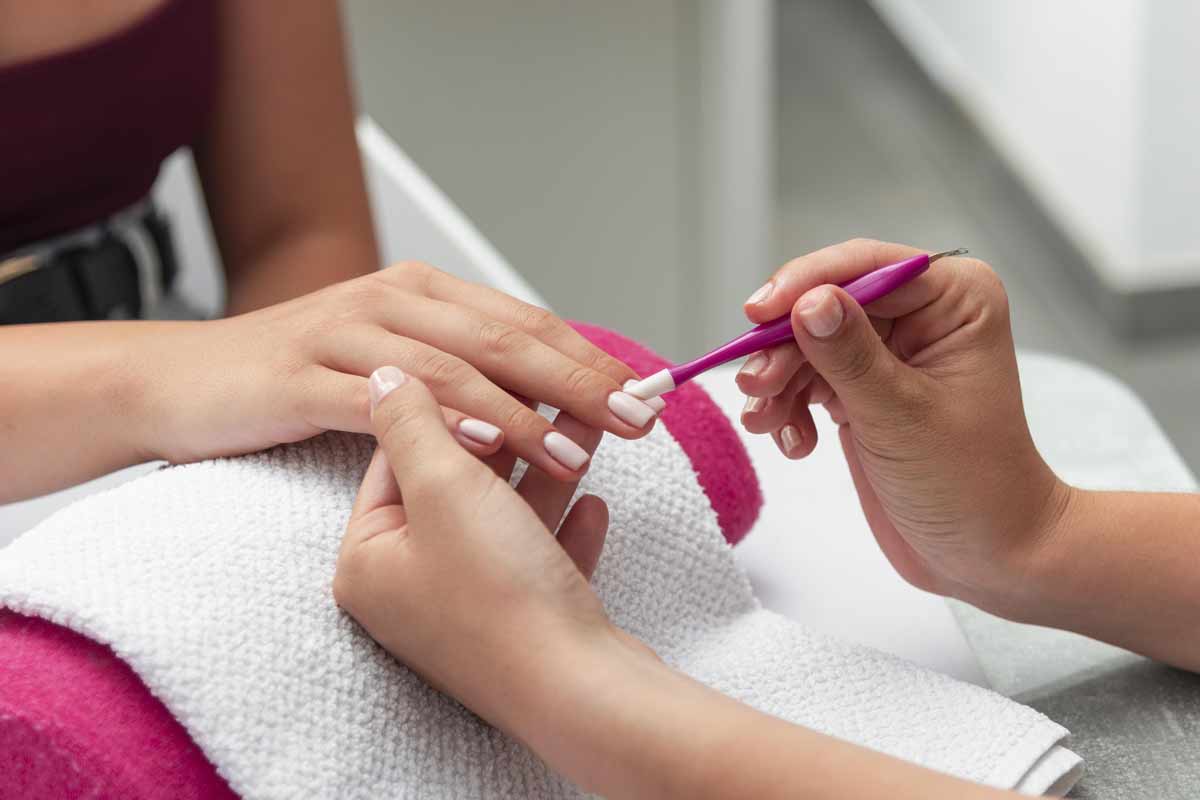 How To Make Nails Strong नाखूनों की देखभाल कैसे करें Nails Kamjor Kyu