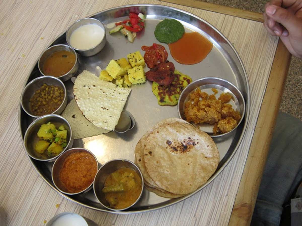 gujarati thali