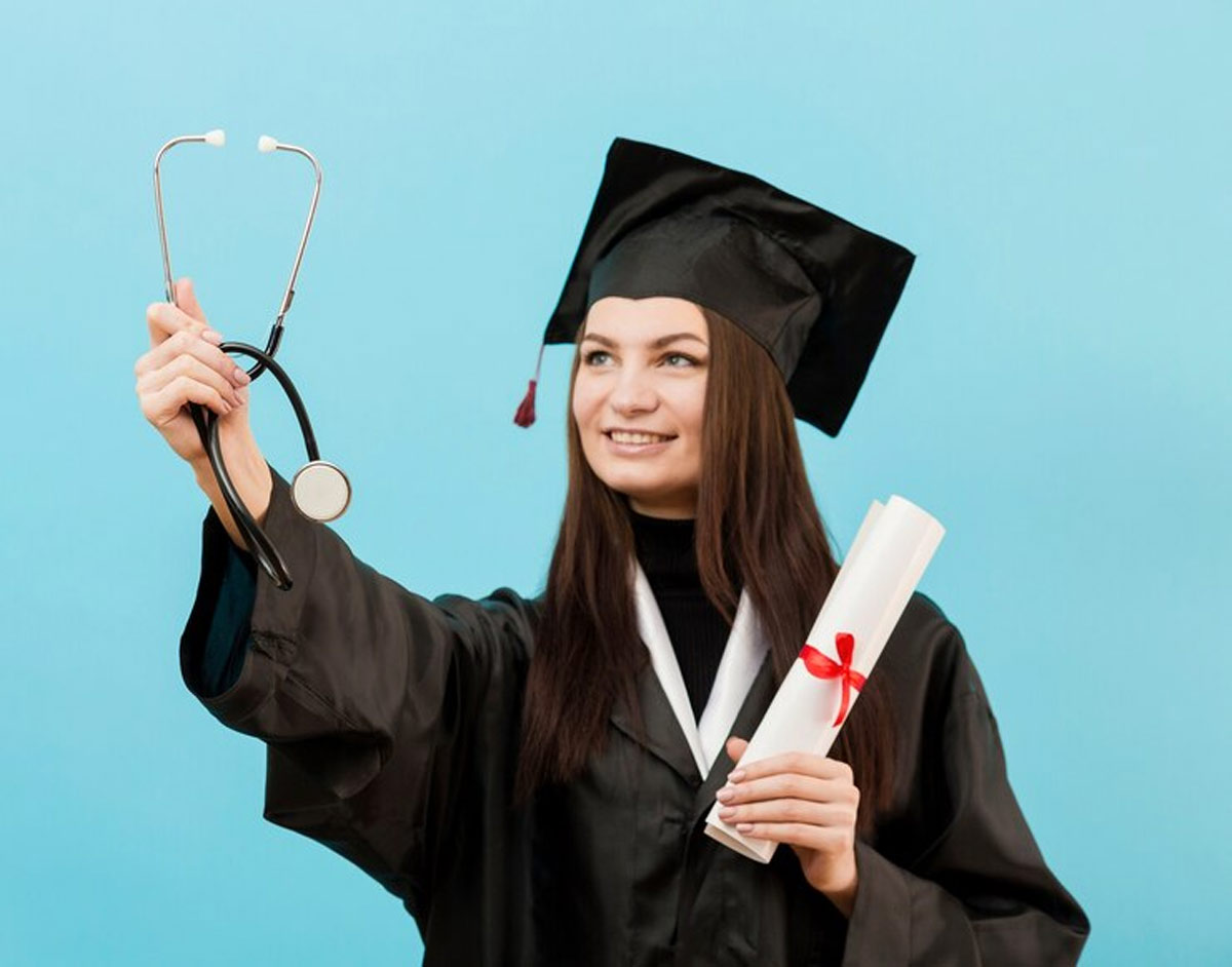 top-medical-scholarships-for-mbbs-students