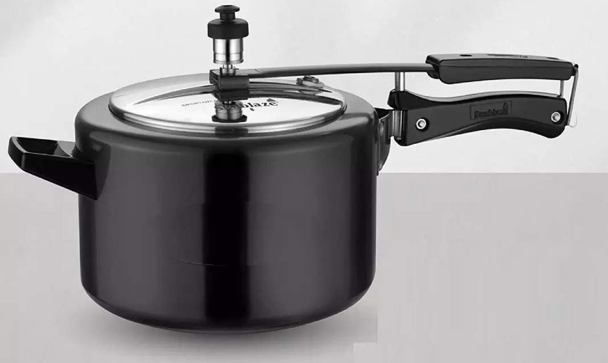 know about history of pressure cooker in hindi