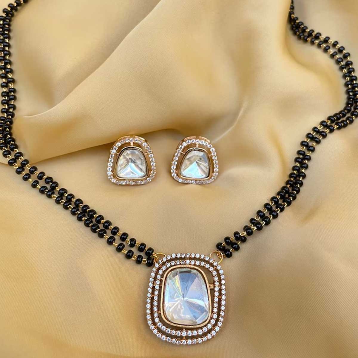 Mangalsutra Designs | मंगलसूत्र के नए डिजाइन | Mangalsutra Ke Latest  Designs | latest designs of stone mangalsutra | HerZindagi