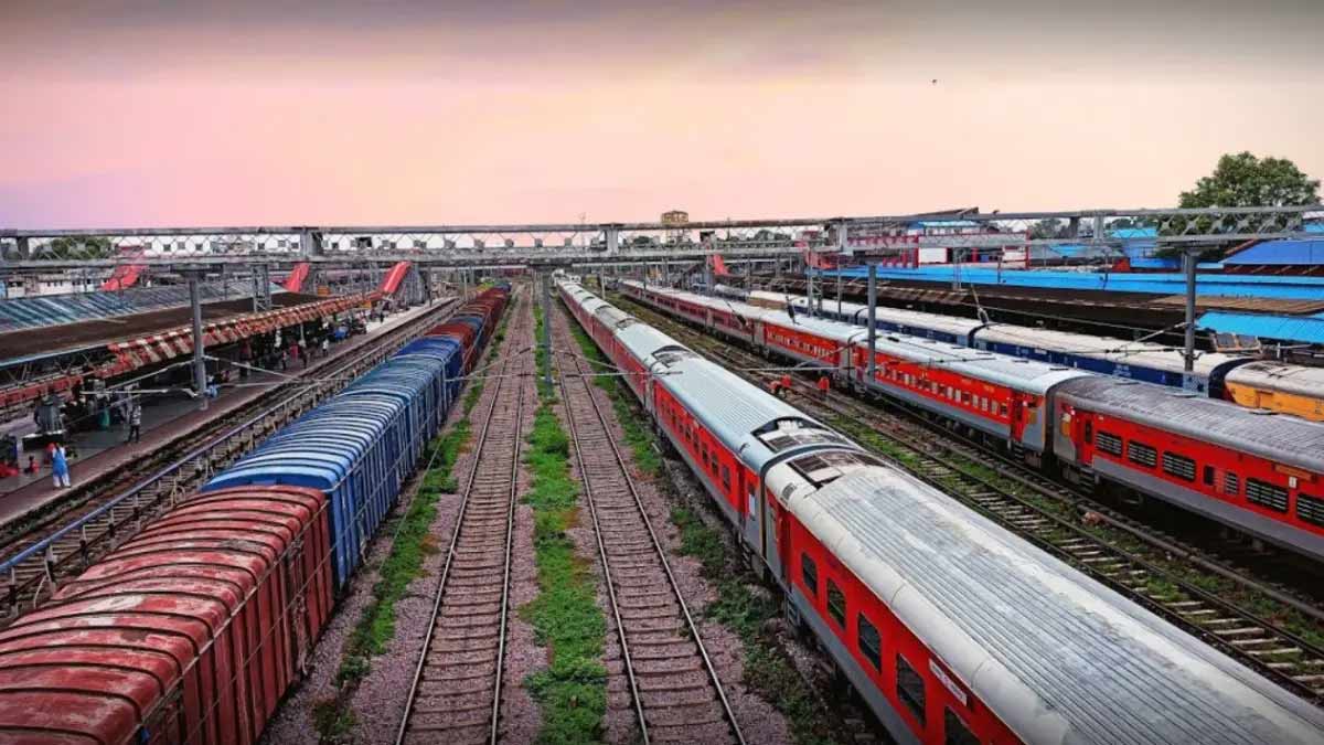 world-second-largest-railway-platform