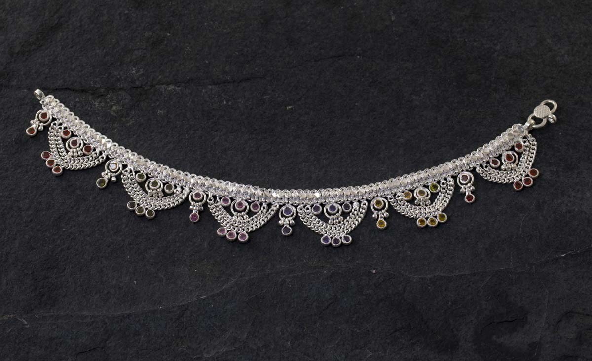 silver anklet benefits