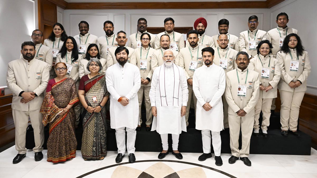 sonu anand sharma with pm modi