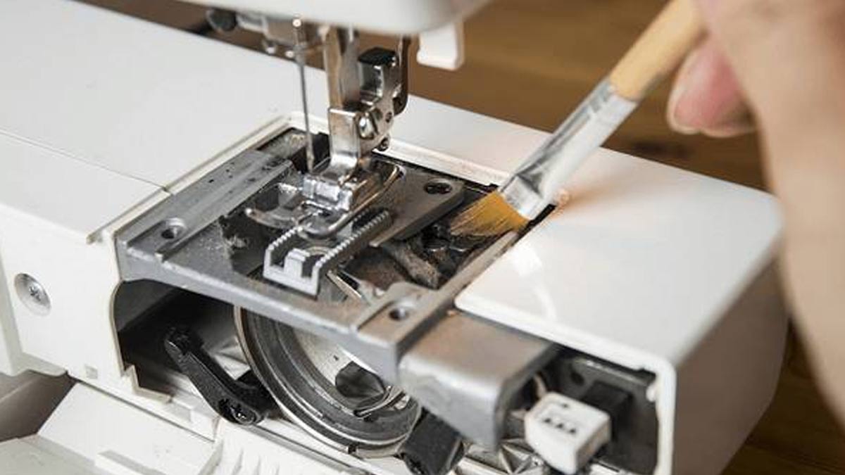 How To Clean Sewing Machine सिलाई मशीन का रखरखाव Silai Machine Ki