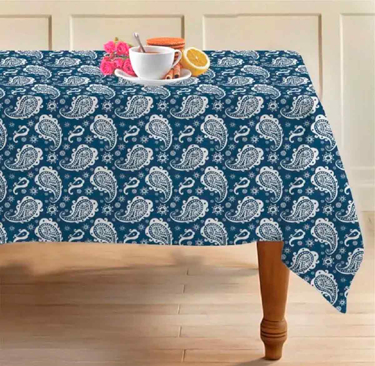 use dupatta as table cover