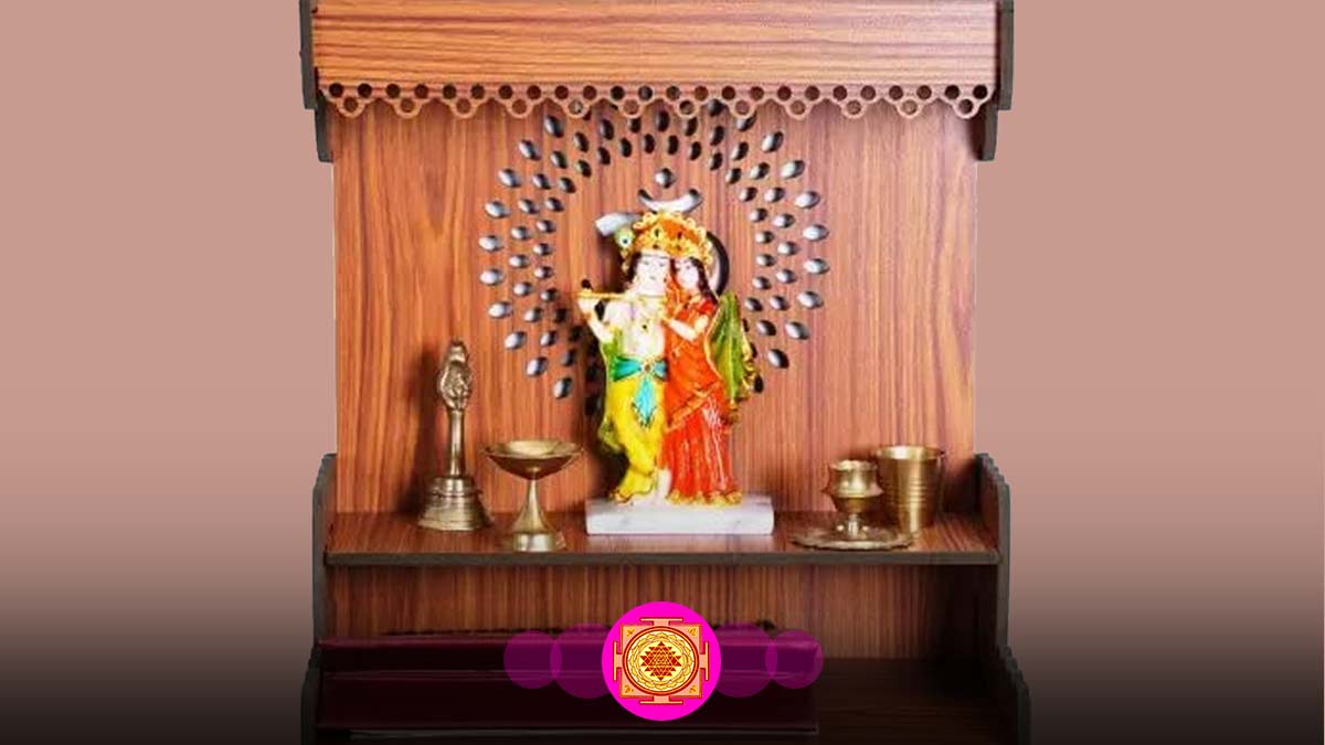 god-face-direction-in-home-puja-ki-sahi