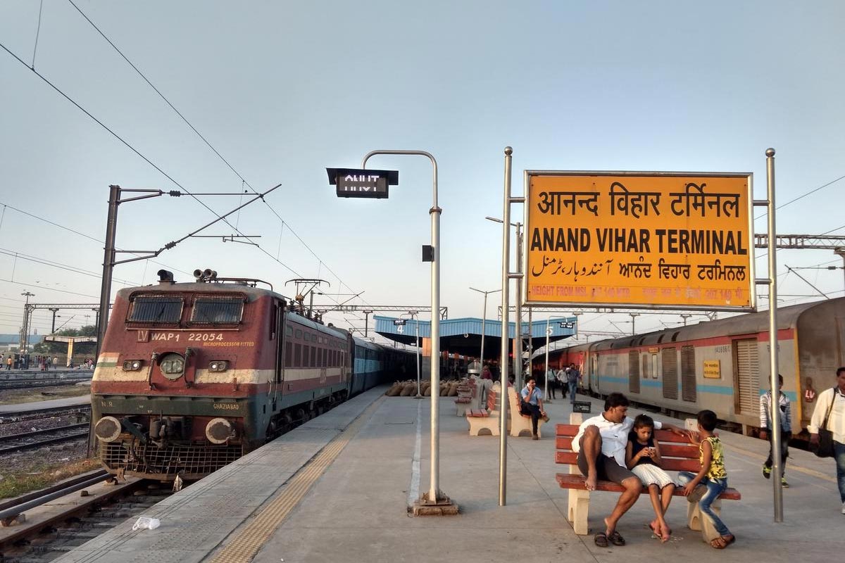 what is the difference between terminal central and junction railway station