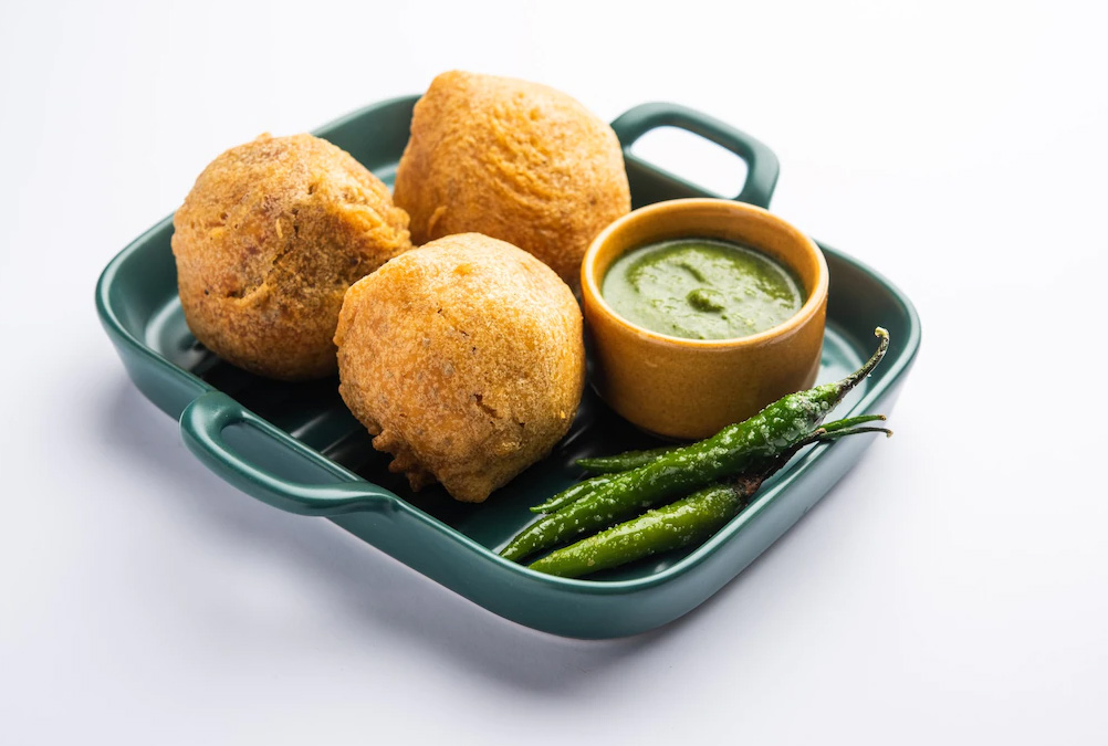 Vadas | Vadas From Different Regions of India | Must Try Vadas | HerZindagi