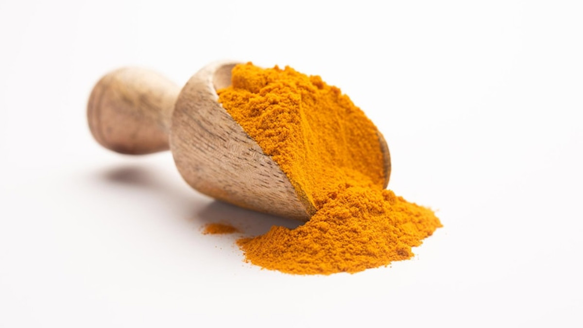 Turmeric Types हल्दी के प्रकार White Turmeric vs Yellow Turmeric