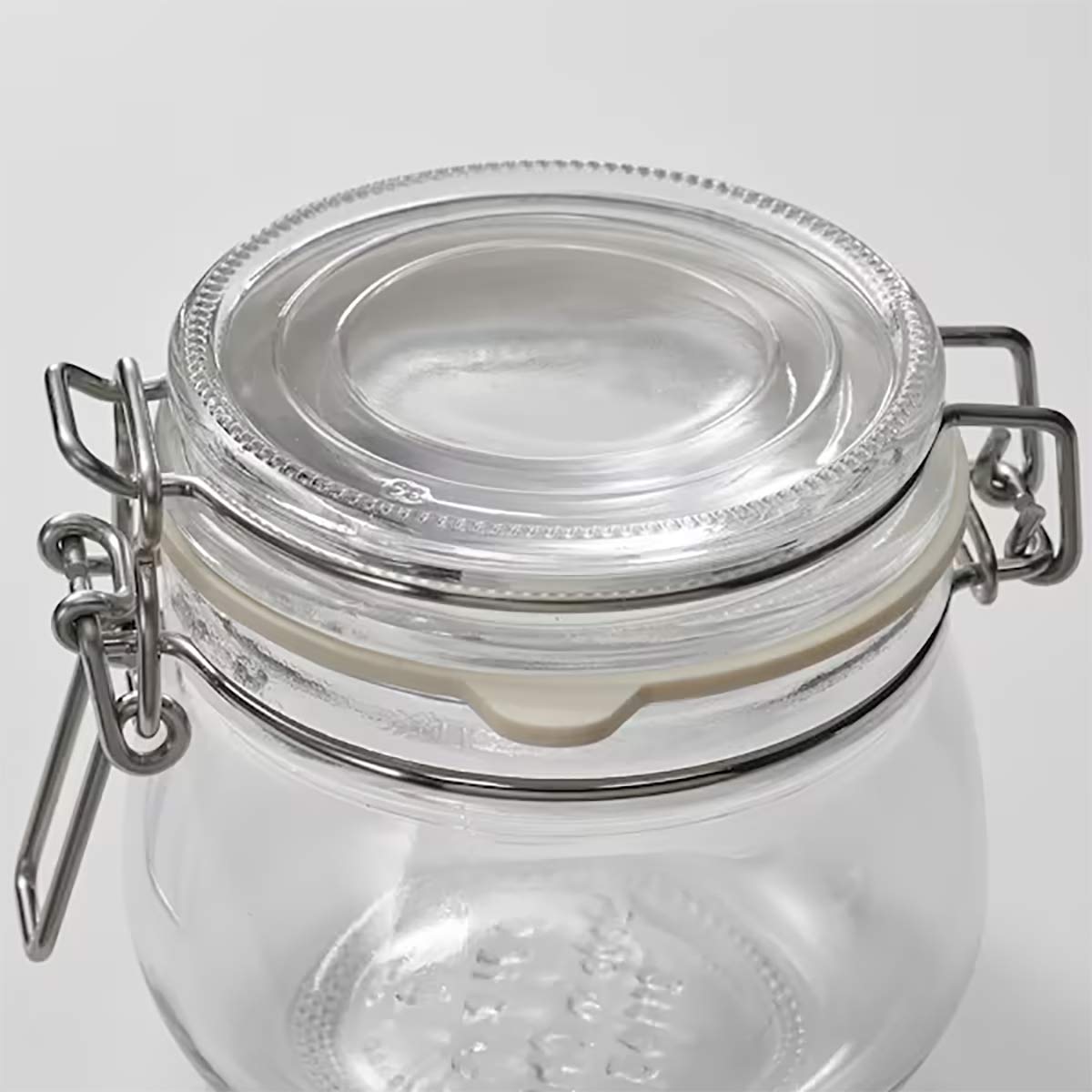 How to store onion in jar