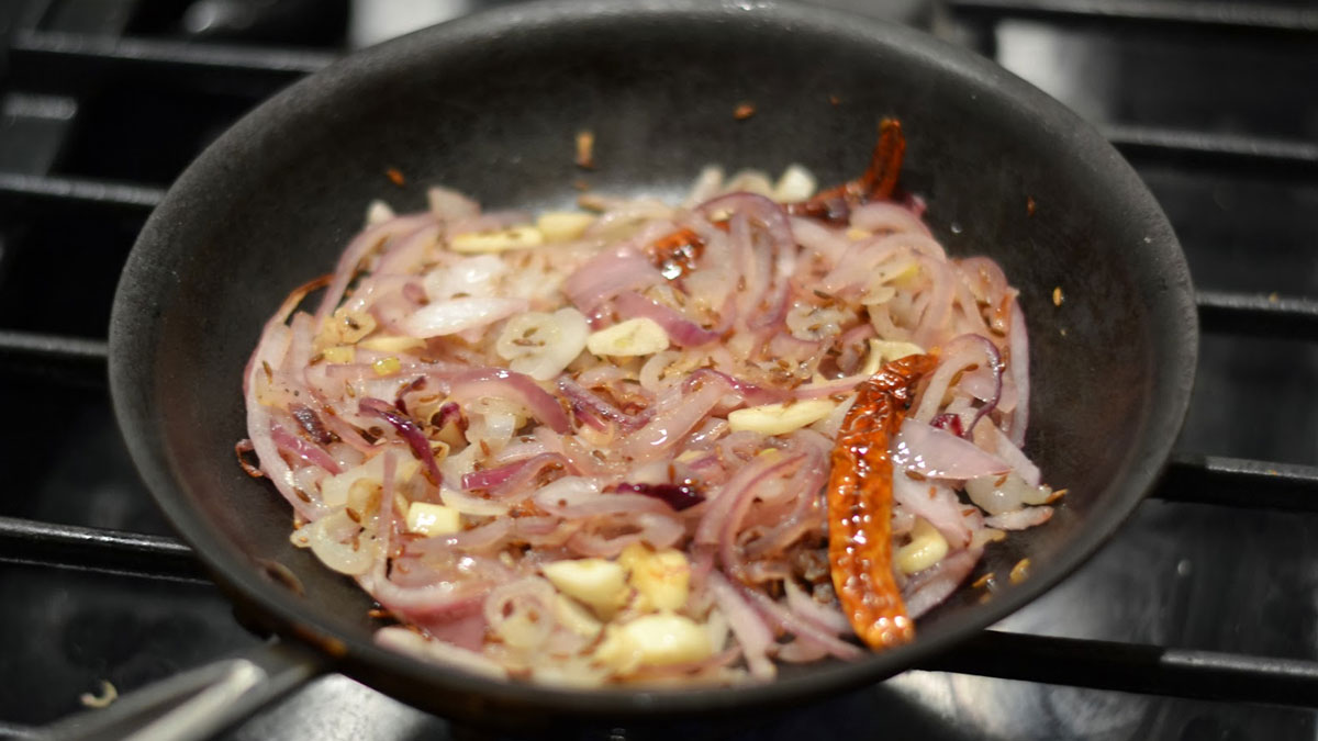 Tomato and onion tadka