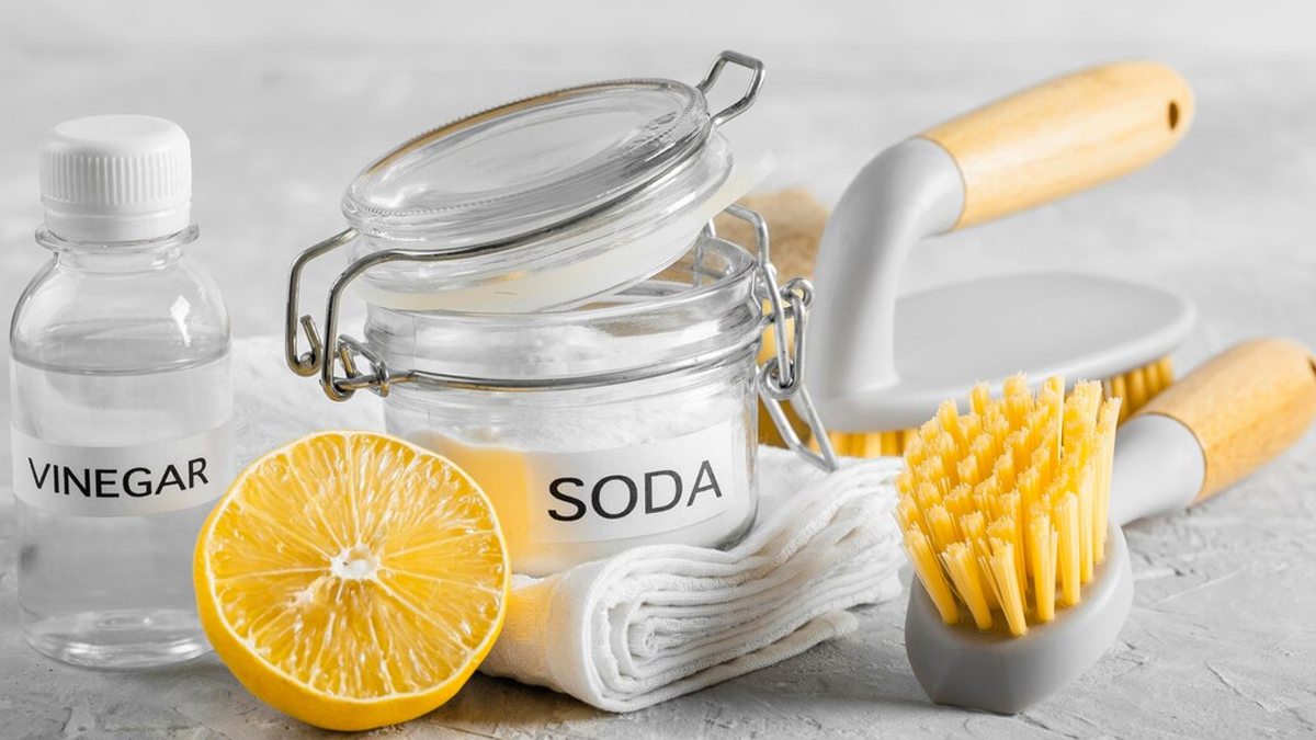 baking soda to clean clogged kitchen sink