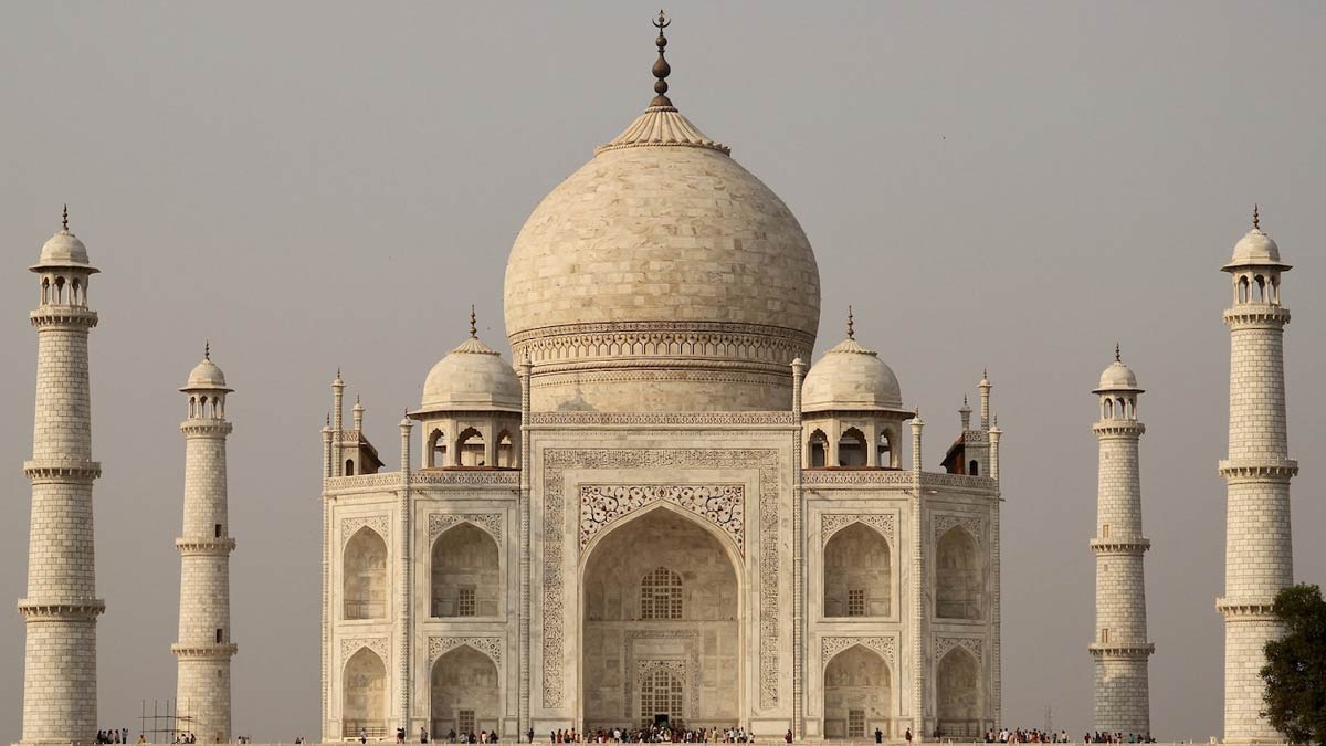 bhind the story of taj mahal