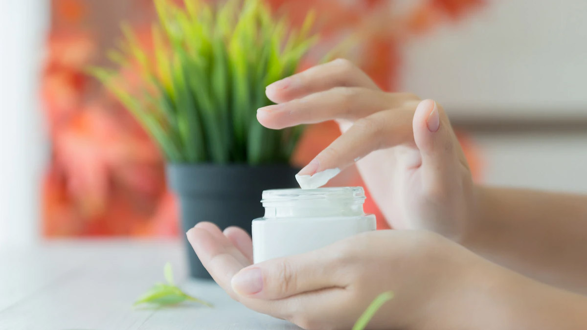 DIY Recipe Of Body Butter With Arrowroot Powder अरारोट पाउडर से बनाएं