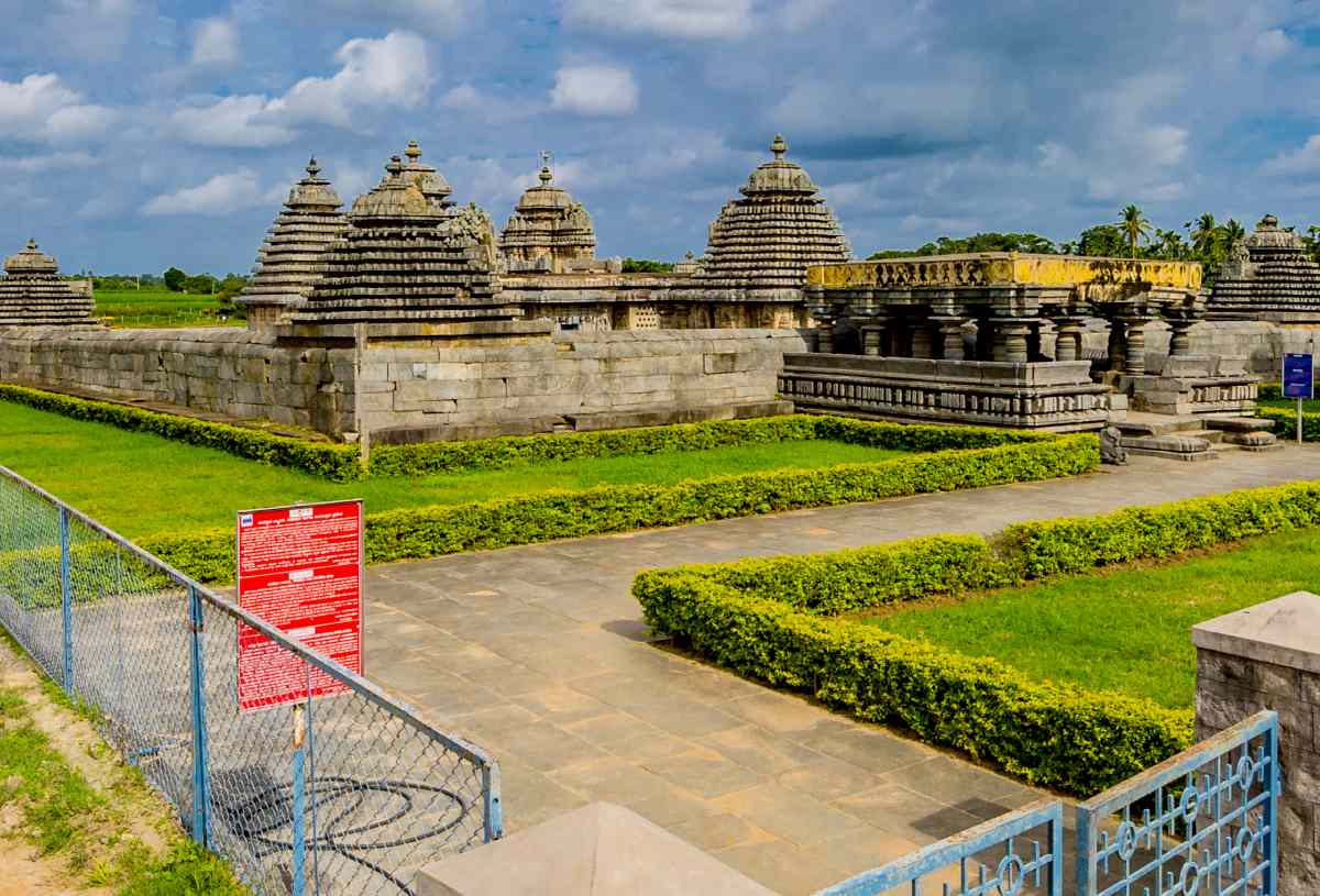 doddagaddavalli lakshmi temple history