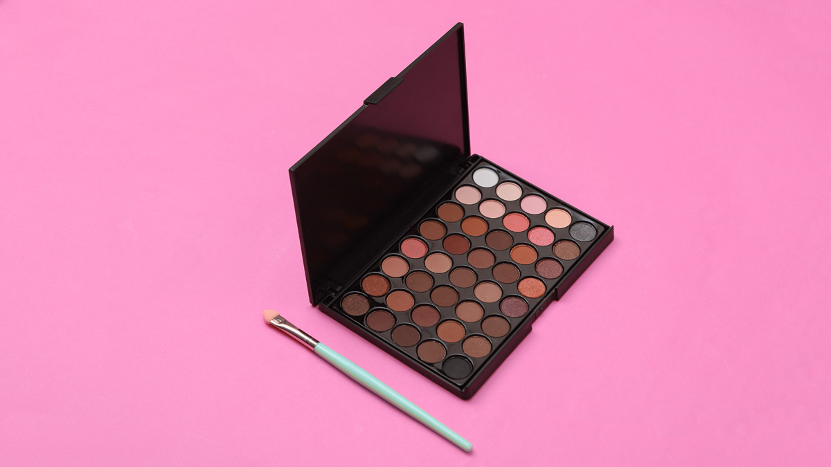 Cheap Branded Makeup आई शैडो पैलेट Cheapest Eye Shadow Palette