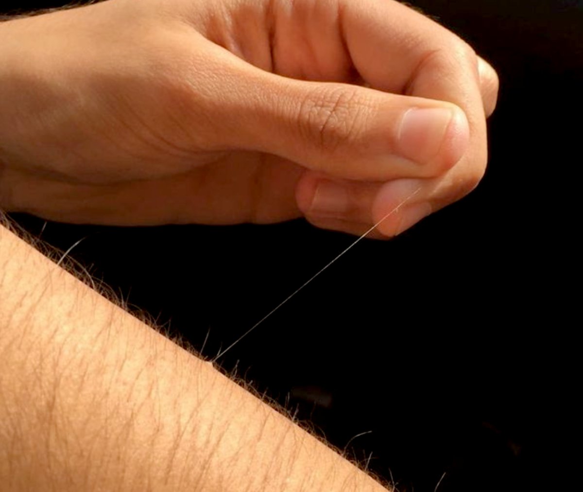 hair on hand astrology