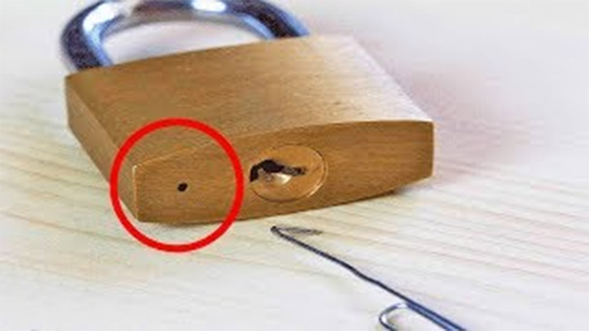 ताले में छेद क्यों होता है। Bottom Hole in Lock। Hacks For Lock