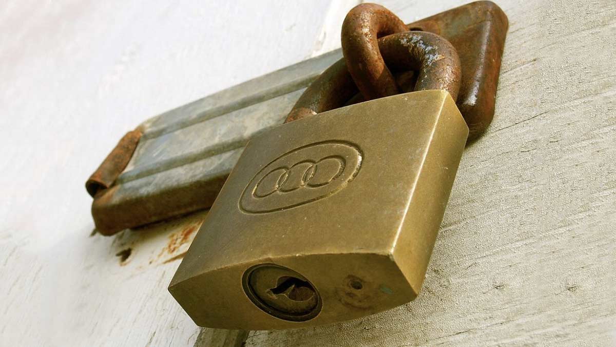 ताले में छेद क्यों होता है। Bottom Hole in Lock। Hacks For Lock