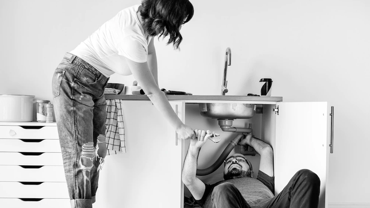 how to take help from husband