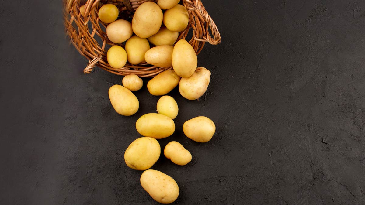 how to use potato for dark knees