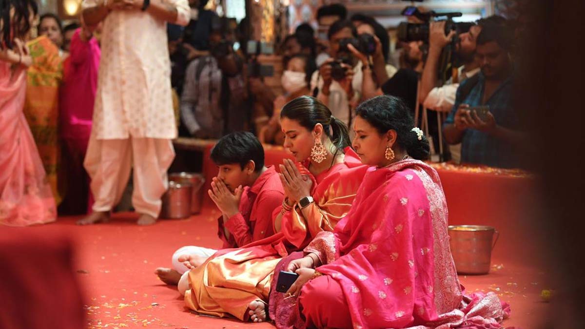 Kajol | Durga Puja | Tanishaa Mukerji