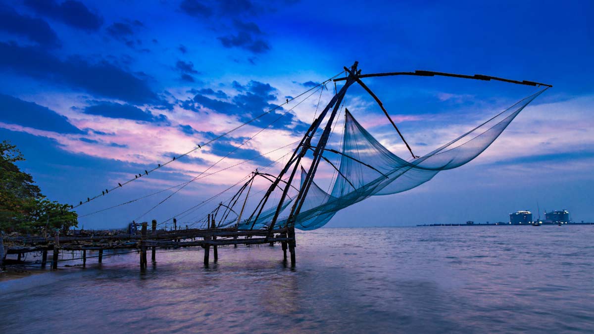 best-beach-places-to-visit-in-november-in-india-kozhikode-to-alleppey