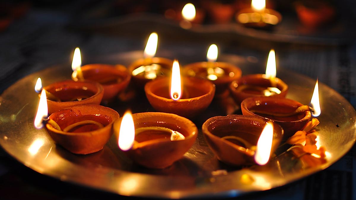 Corporate Diwali Edible Gifts Online Under 1000 - Ferns N Petals