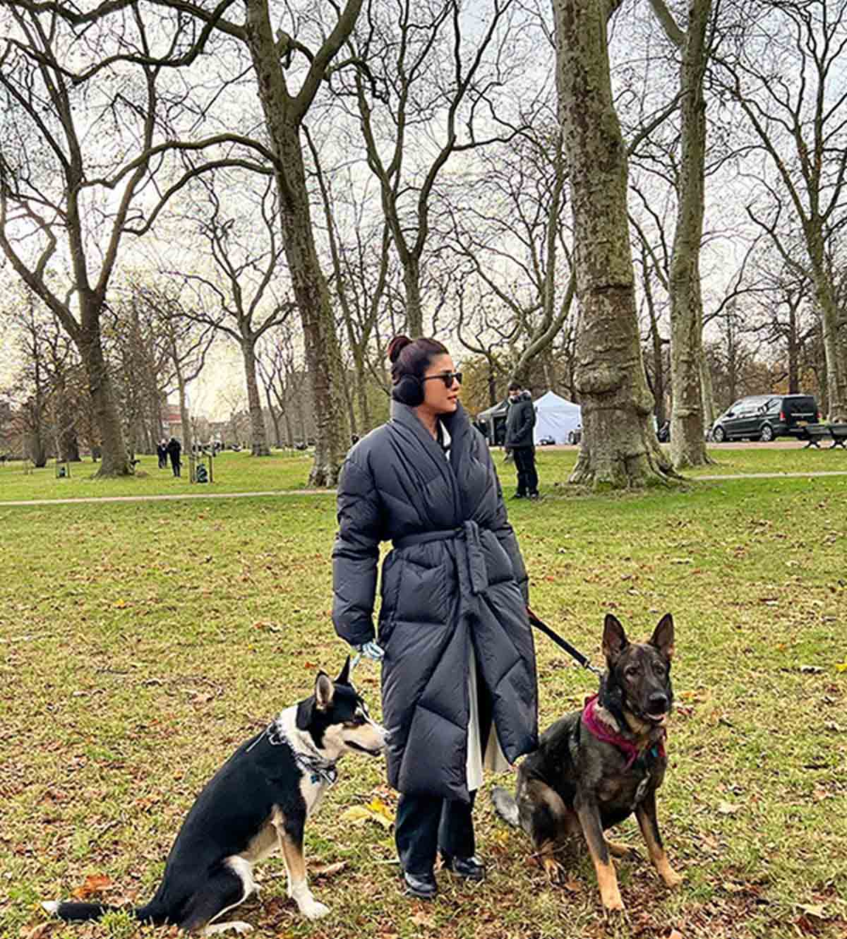 priyanka chopra love pets