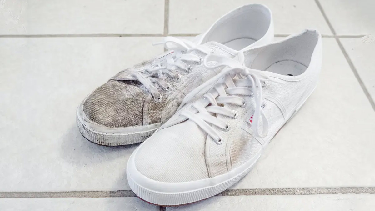 Dirty White Shoes Cleaning Tipsसफेद जूते को कैसे साफ करें Shoes Saaf