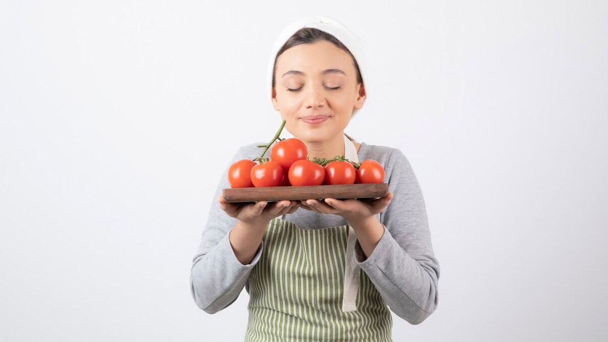 Smell of tomato plants