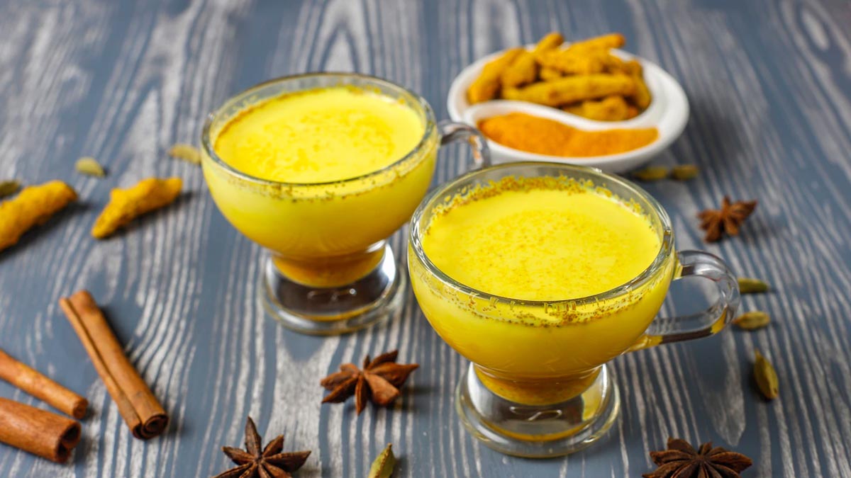 turmeric-remedy-gale-me-dard-ho-to-kya-kare