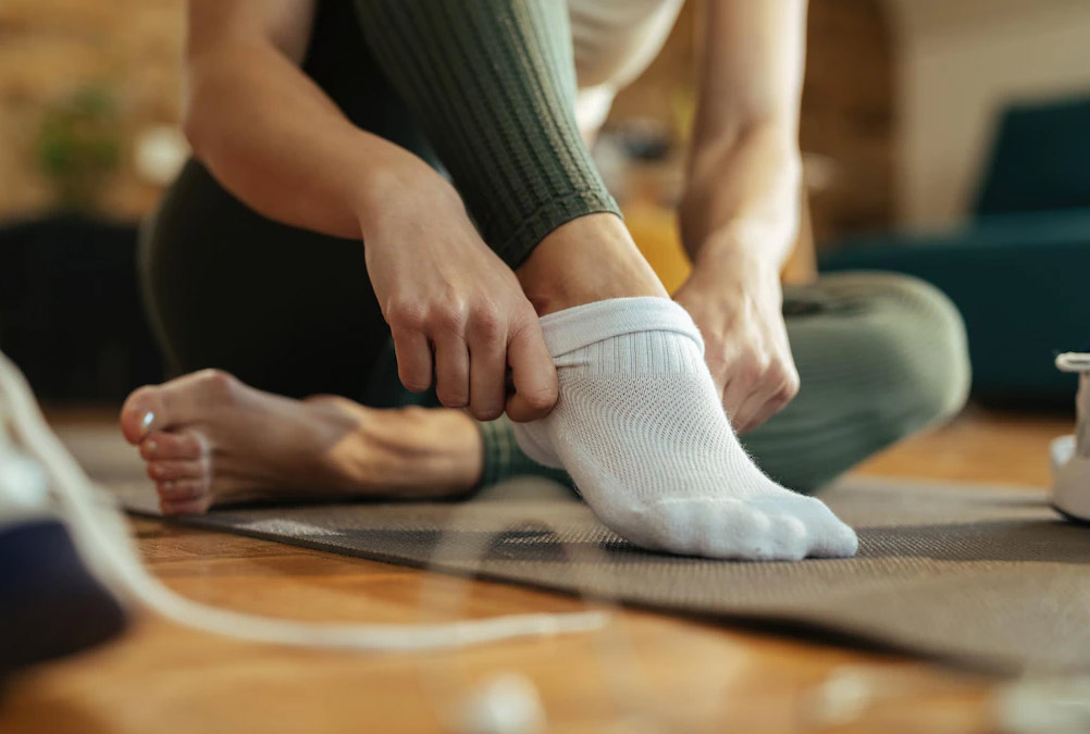 wear socks and gloves in winter