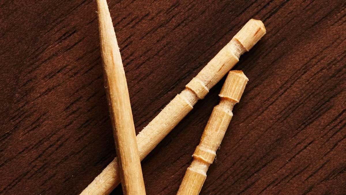 History and use of toothpick