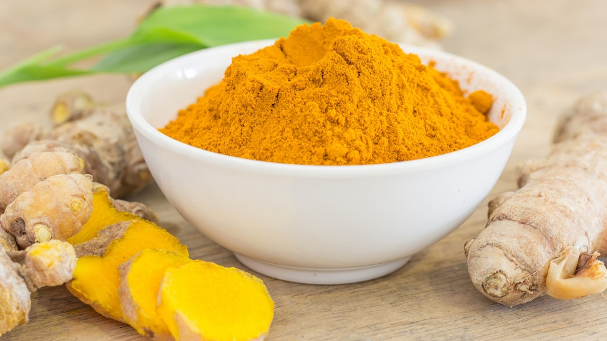 Turmeric powder