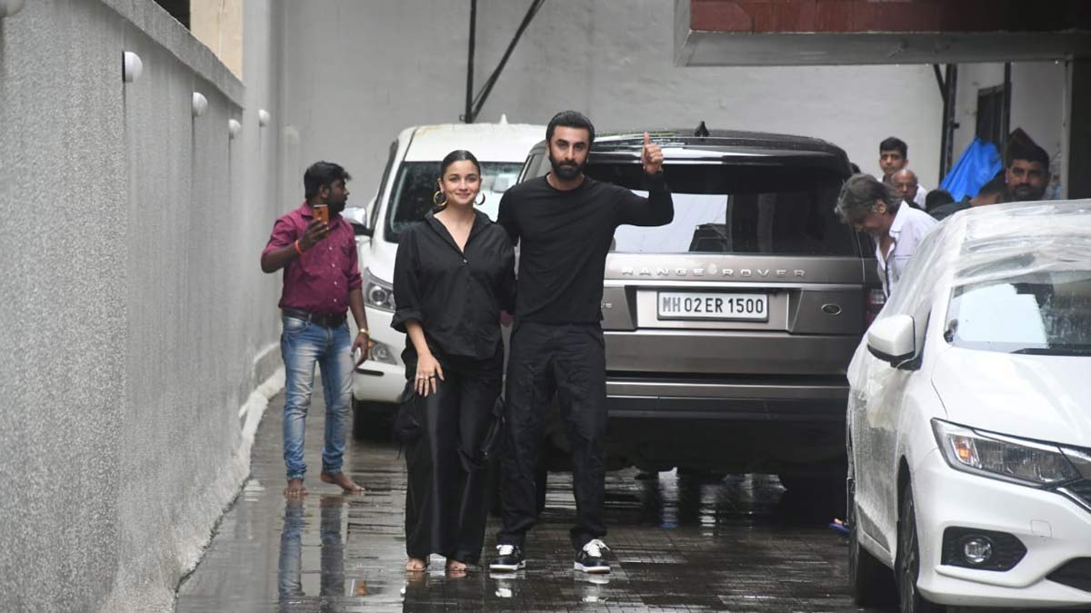 alia ranbir black
