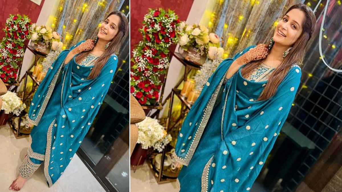 blue colour salwar suit for festive season