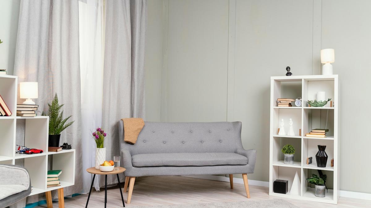 bookshelf decoration