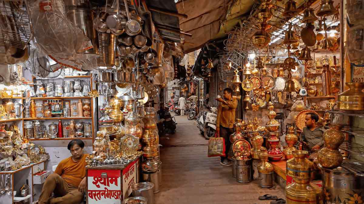 explore street markets in kota
