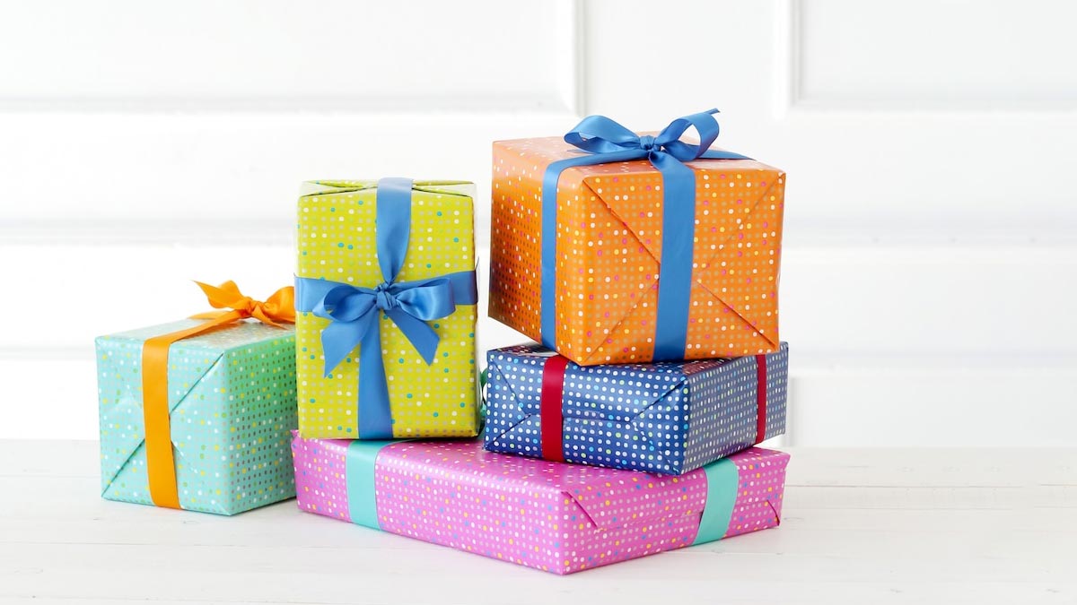 Gift wrapping 1st birthday present | 1st birthday presents, Gift wrapping,  Gifts