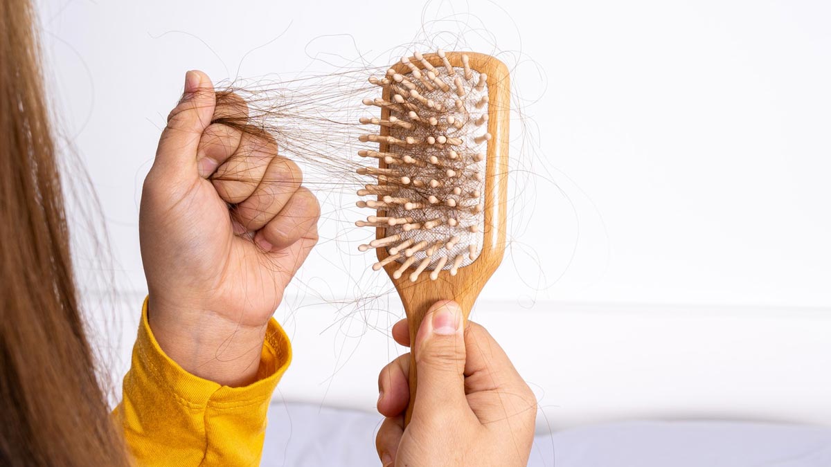 Hair Fall |झड़ते बालों को रोकने के उपाय| Jhadte Balon Ko Rokne ke Asan Upay  | home remedies to control hair fall problem | HerZindagi
