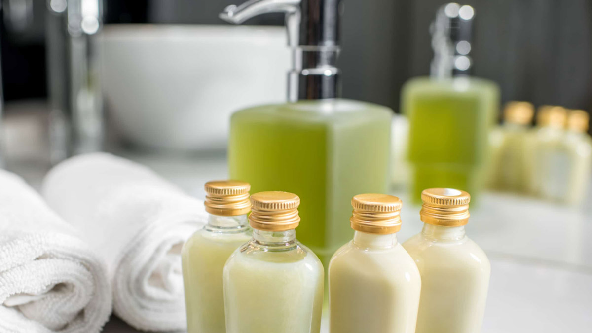 hotel room toileteries