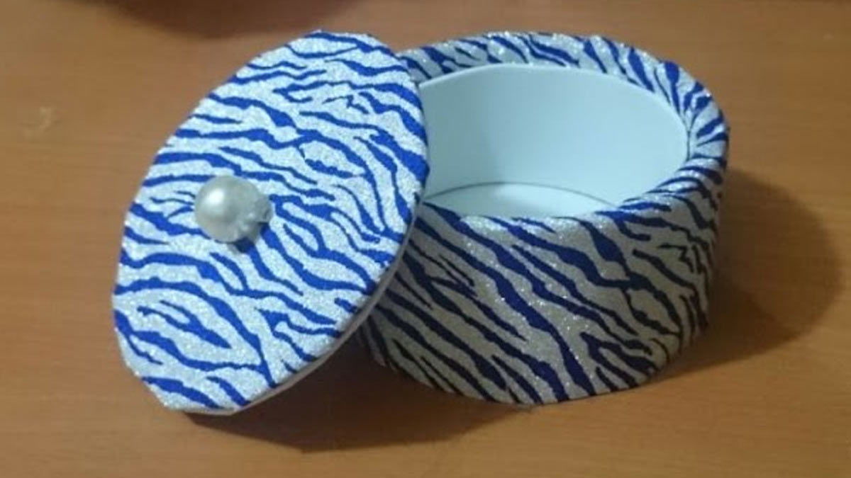 3d-design-sliding-lid-gift-box-tinkercad