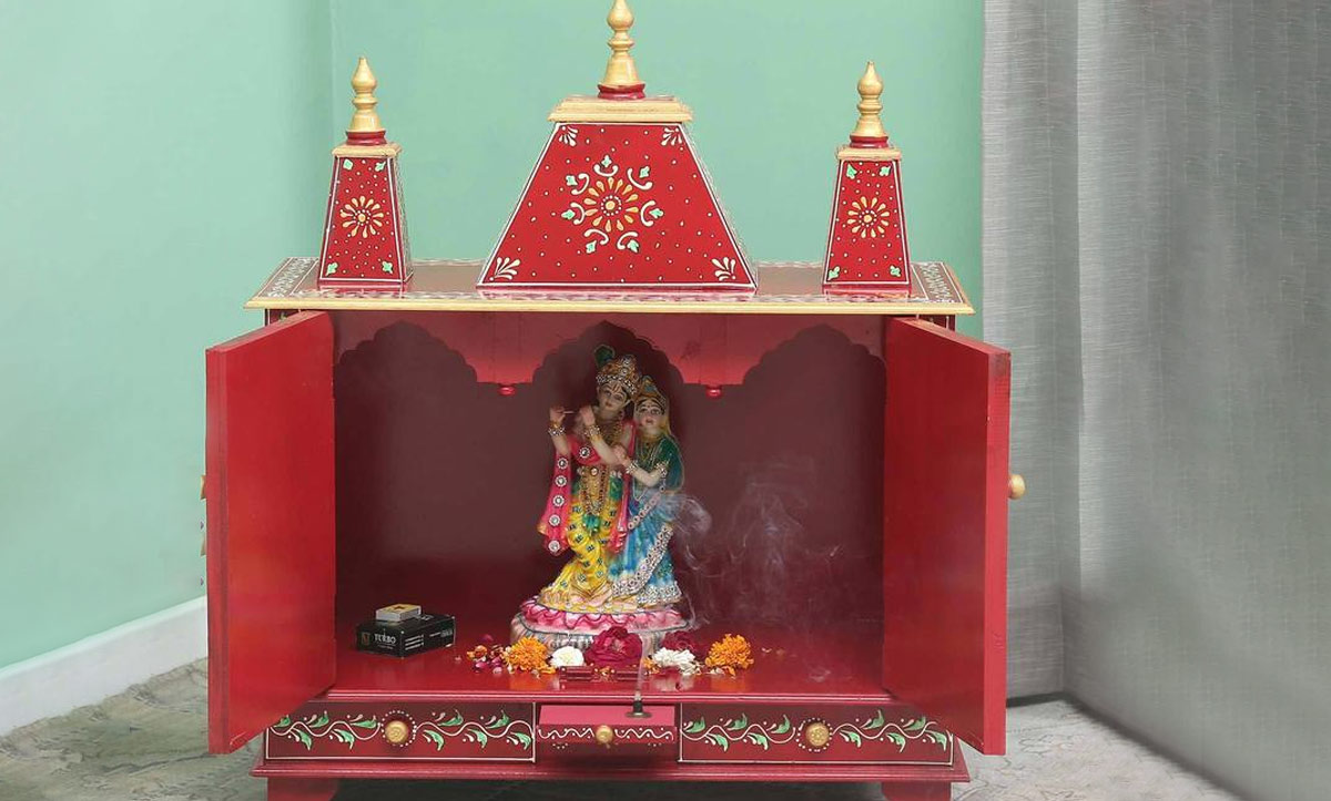 How To Paint Wooden Temple At Home