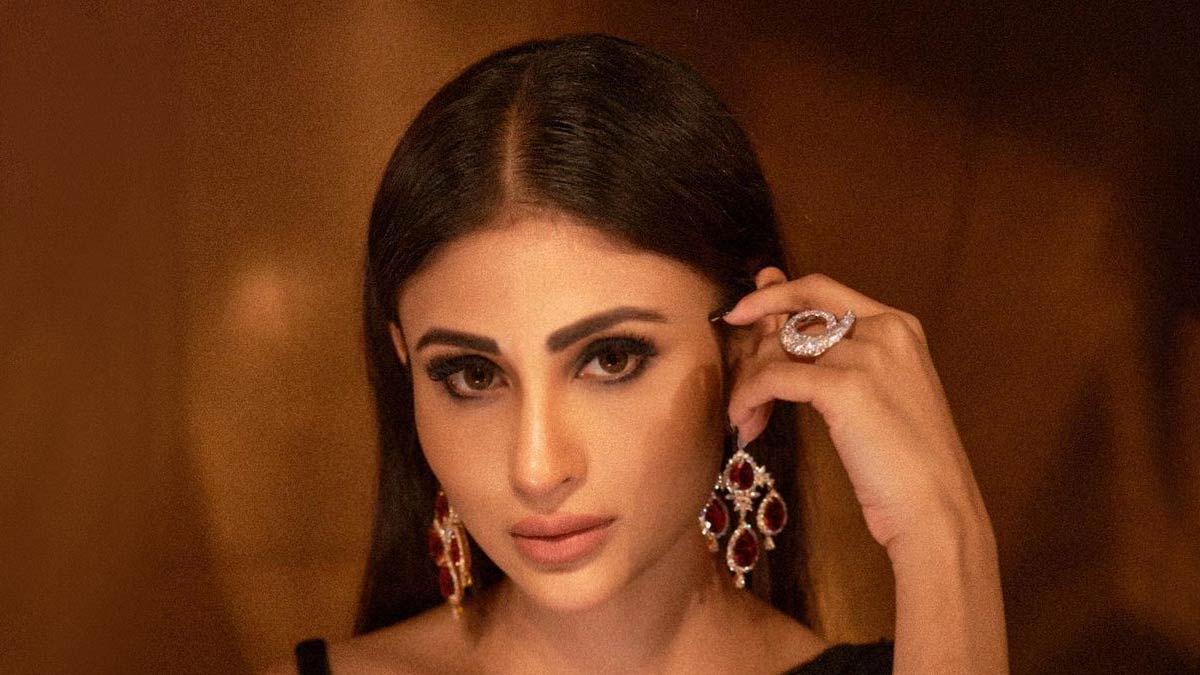 how to use eyeshadow